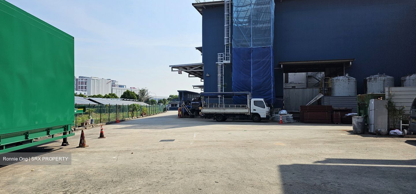 Jalan Terusan (D22), Factory #602713731